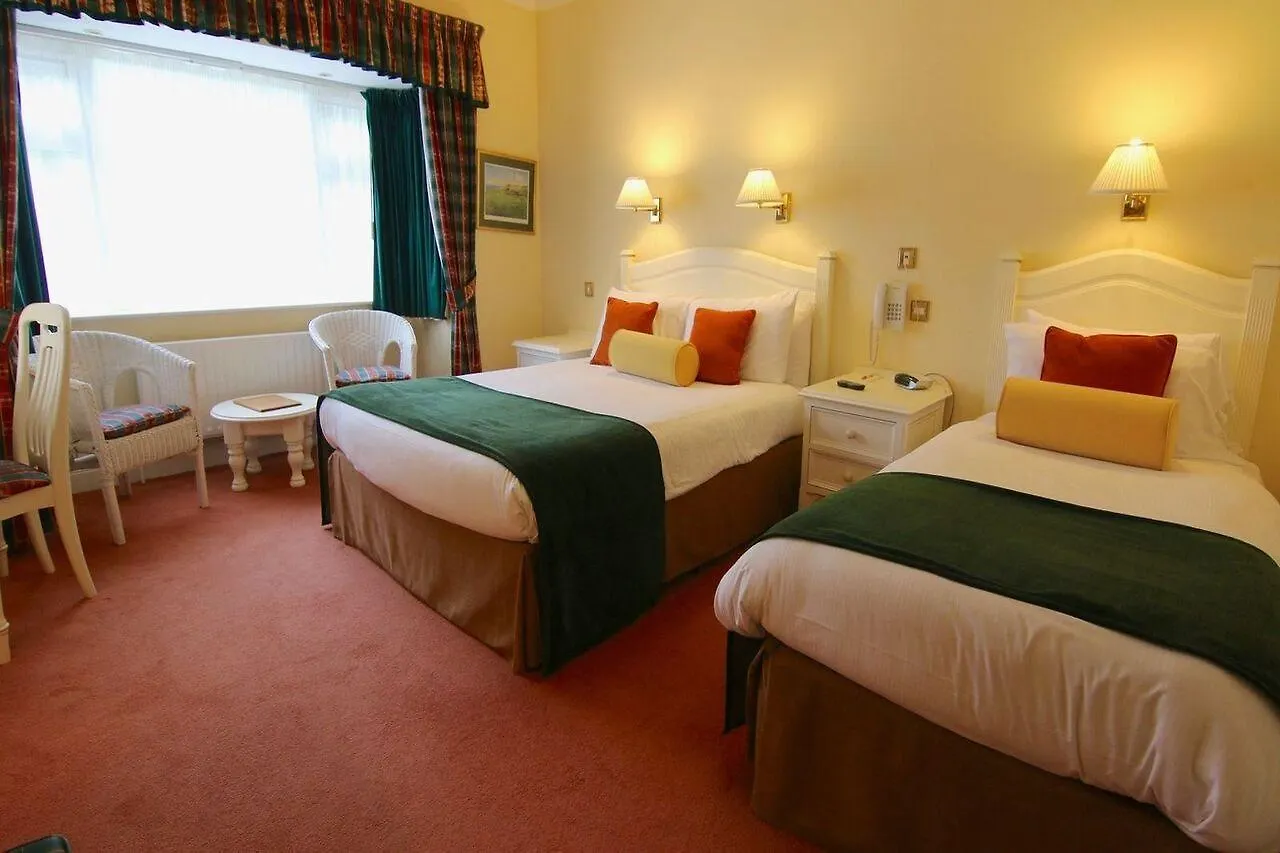 Killeen House Hotel And Rozzers Restaurant Killarney