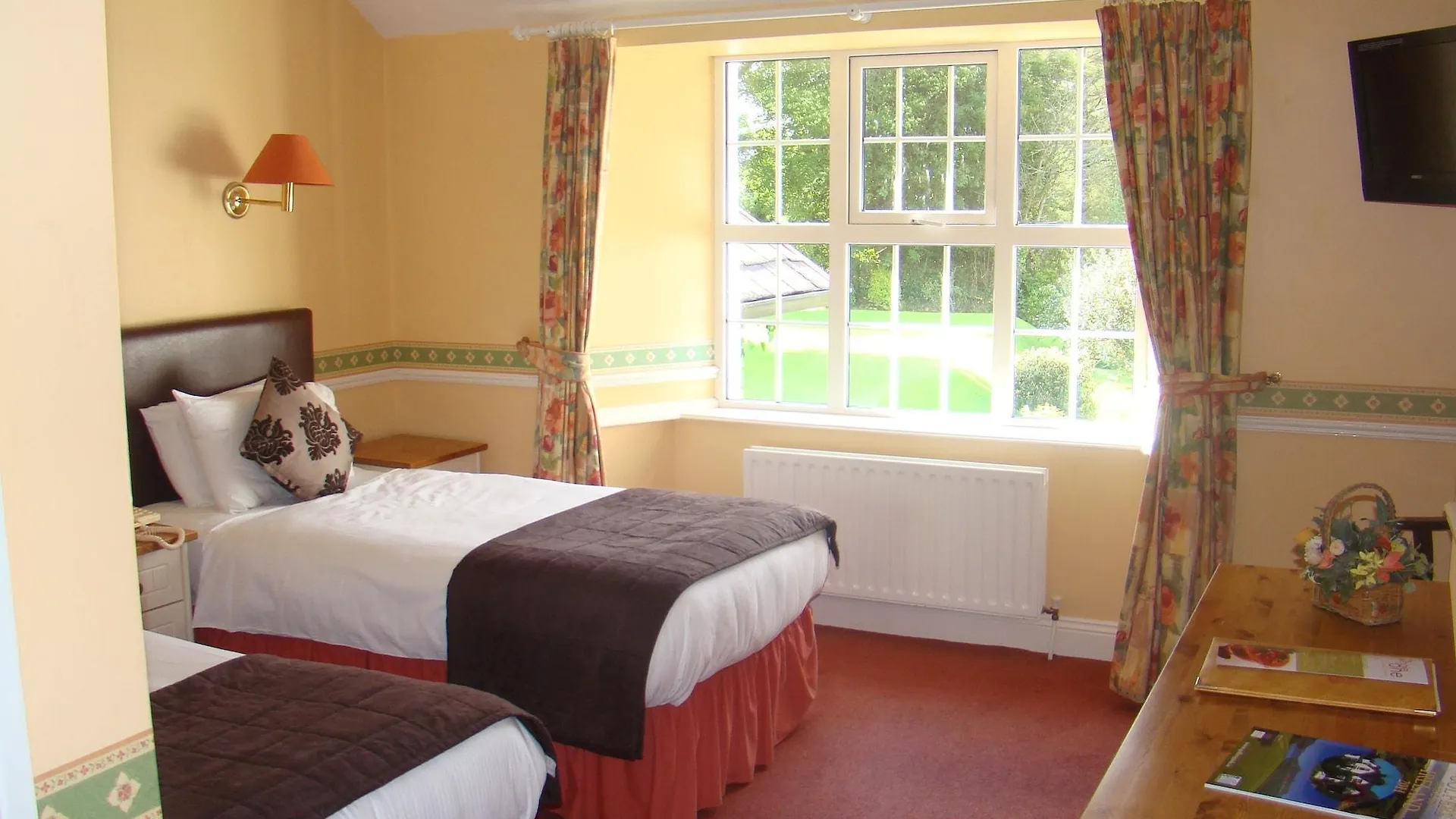 Killeen House Hotel And Rozzers Restaurant Killarney