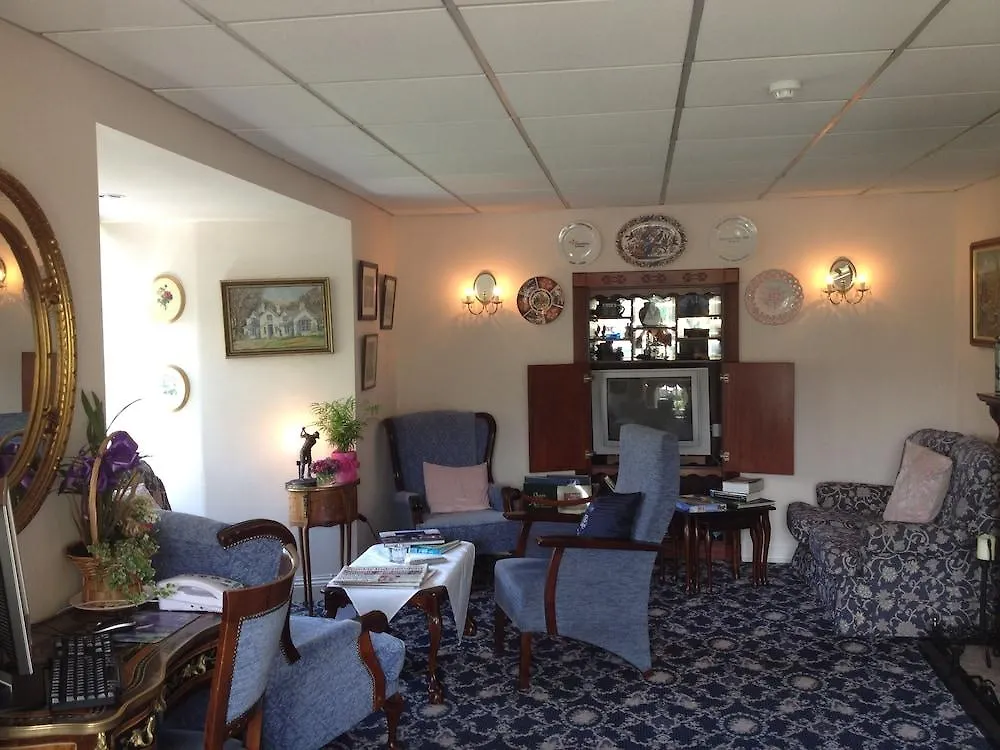 Killeen House Hotel And Rozzers Restaurant Killarney