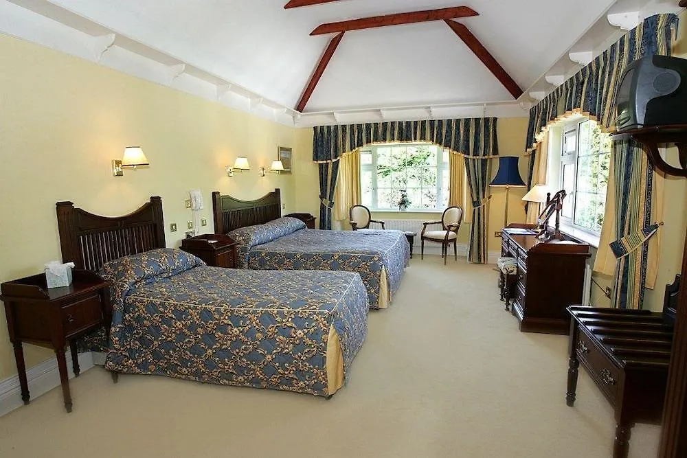 Killeen House Hotel And Rozzers Restaurant Killarney